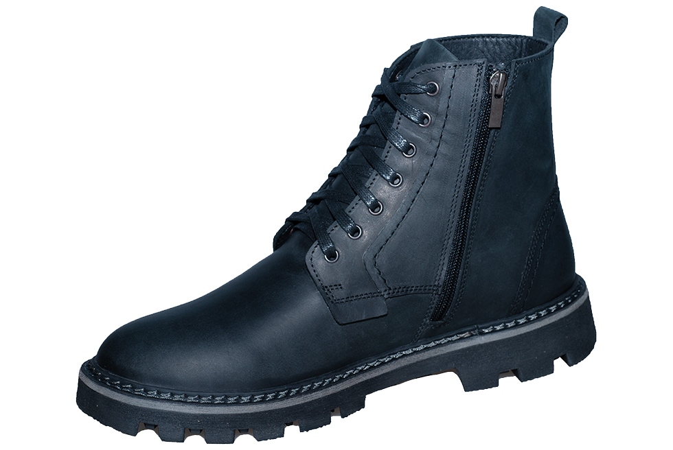 вид обуви слева