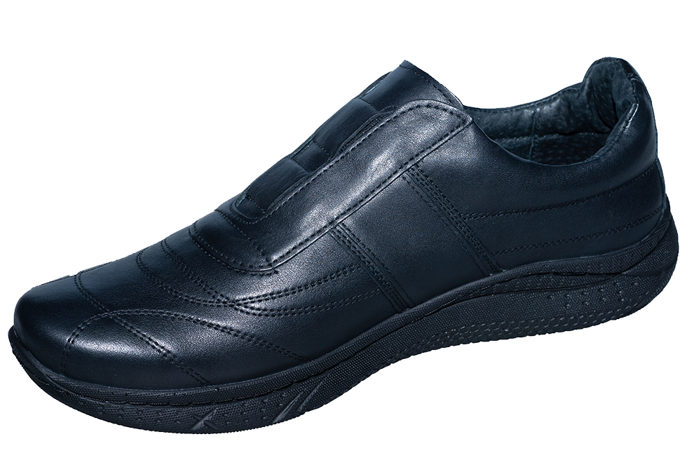 вид обуви слева