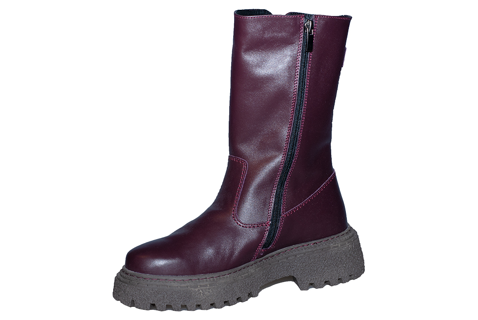 вид обуви слева