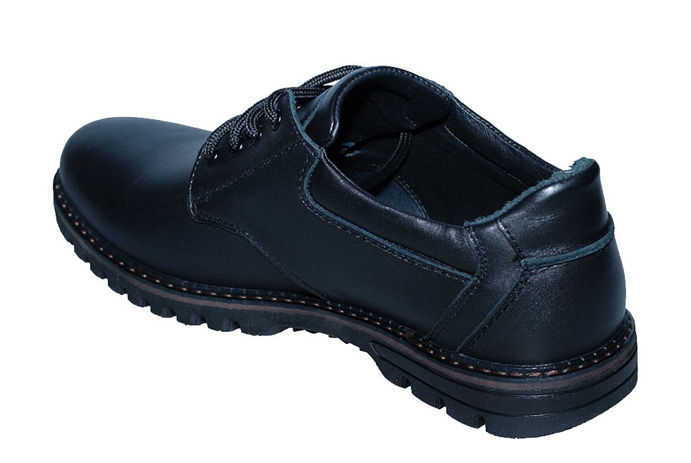 вид обуви слева